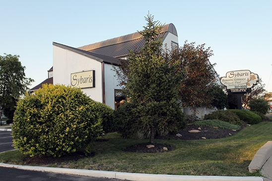 Sybaris Pool Suites Indianapolis