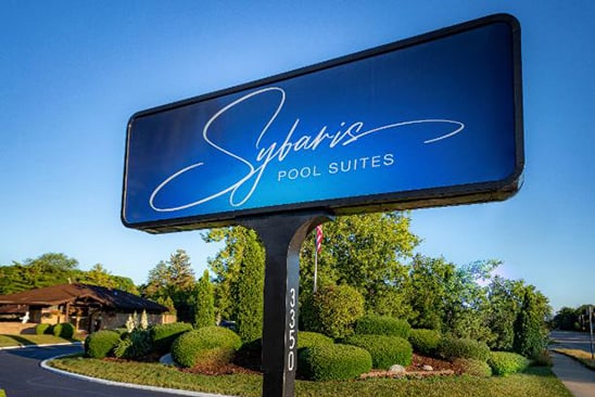 Sybaris Pools Suites - Northbrook